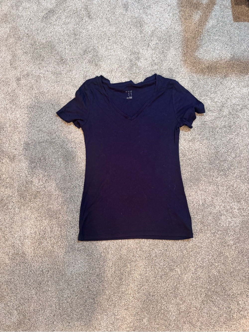 a new day Women's Navy V-Neck Short Sleeve Tee